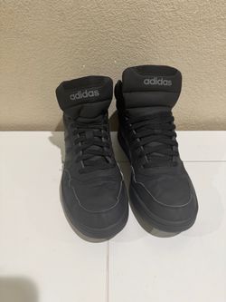 Men’s Adidas black high tops size 8.5