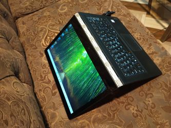 Touchscreen Laptop tablet Lenovo yoga 2in1-900-80mk-core i7-16gb ram-256gb HD SSD solid