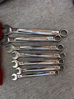 Milwaukee wrench set