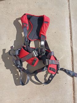 Full Body harness, vest harness, lineman harness