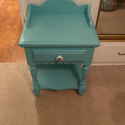Nightstand 