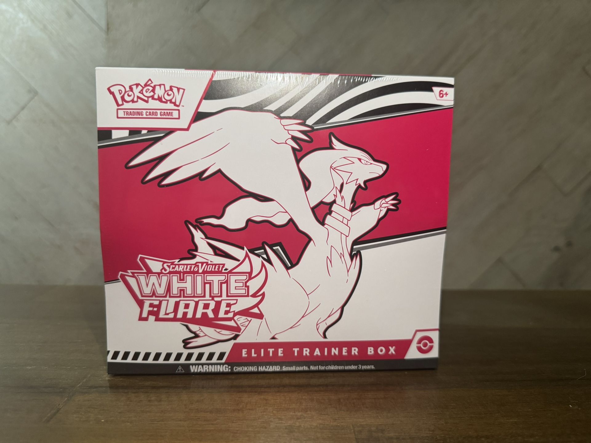 White Flare ETB