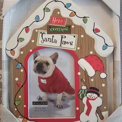 $10.00 - Christmas Pet Photo Frame By Malden!  NEW IN BOX!  Great Holiday Gift Idea!