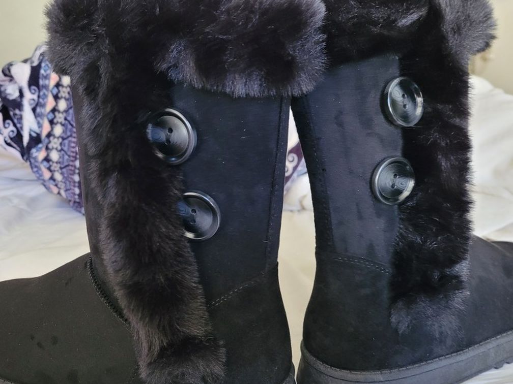 SO black Fur Boots Sz 8