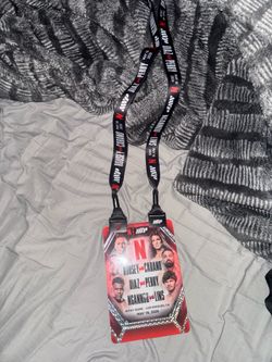Nate vs Perry MVP necklace
