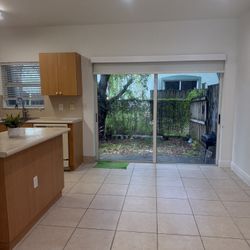 Townhouse 2/2.5