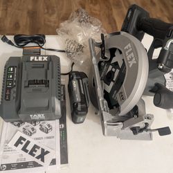 New Flex 7 1/4  circular saw  & New battery &  charger