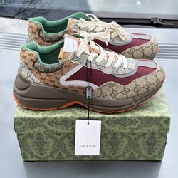 Gucci Sneakers 