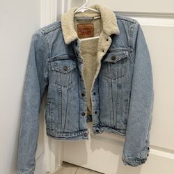 Women’s Levi’s Jacket
