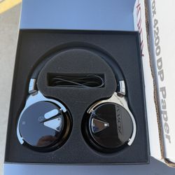 Noise Canceling Headphones