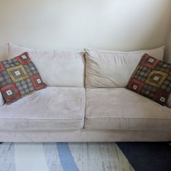 Couch/Sofa From Rooms To Go