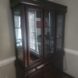 2-Piece Display Cabinet With Light