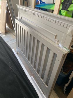 Full Size Bed.