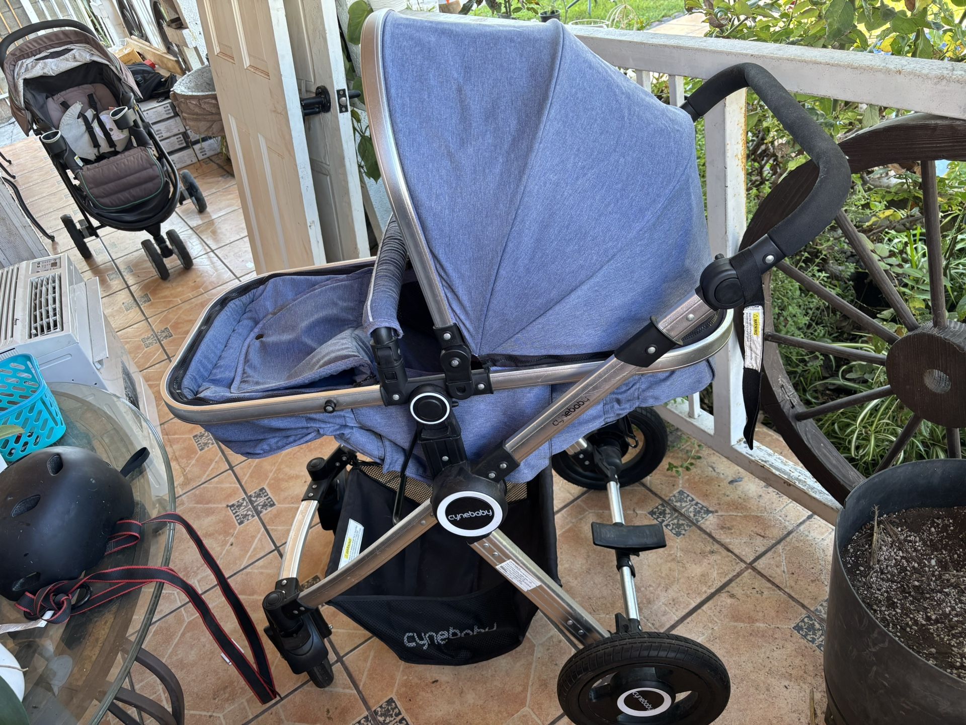 Cyne Baby Stroller 