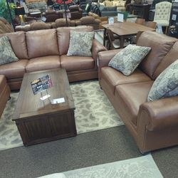 LEATHER SOFA AND LOVESEAT SET NEW 