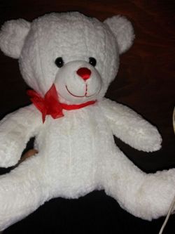White teddy bear