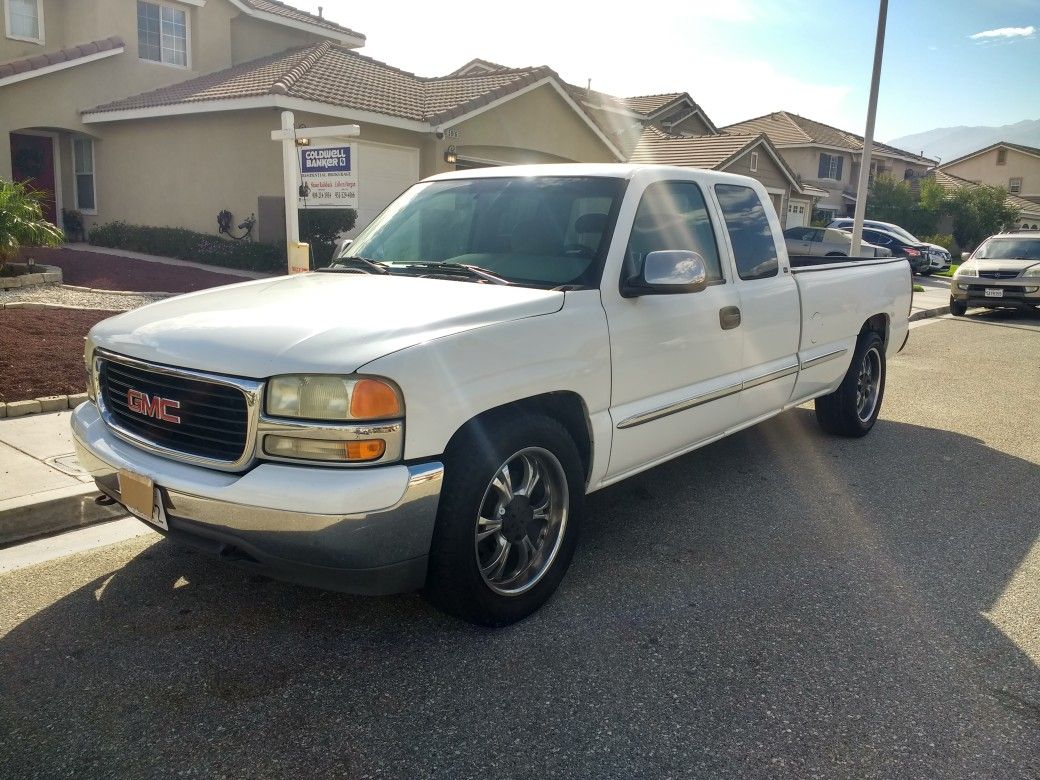 2000 GMC Sierra 1500 SLT Extended Cab LONG Bed. CLEAN TRUCK!!! Only 120k miles