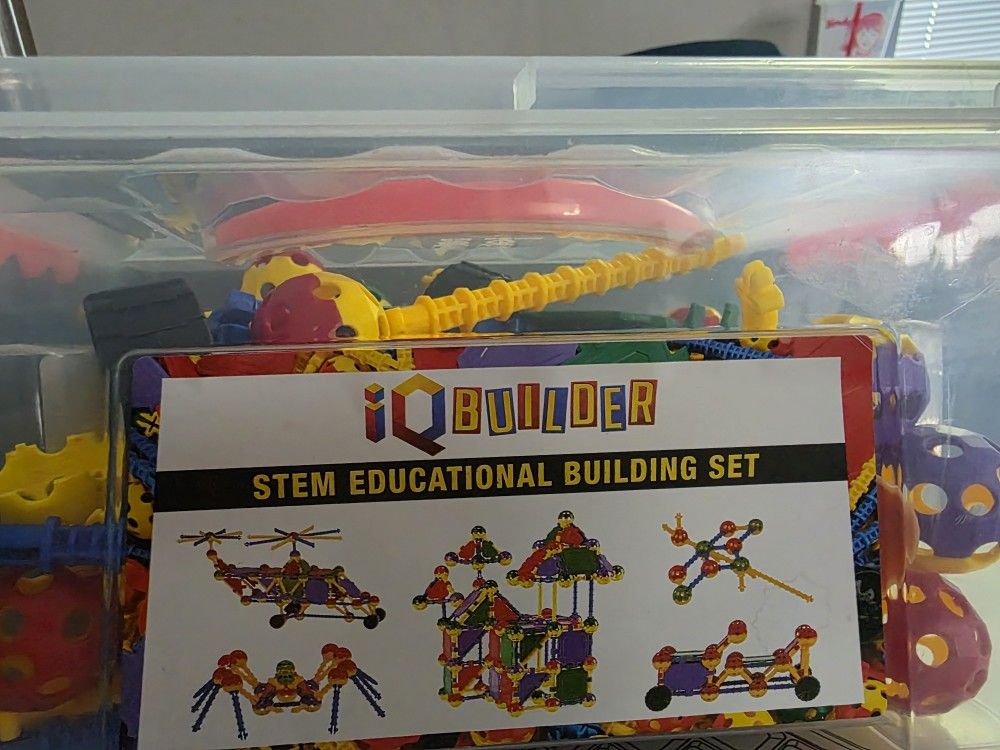 IQ Builder STEM Educational Building Set