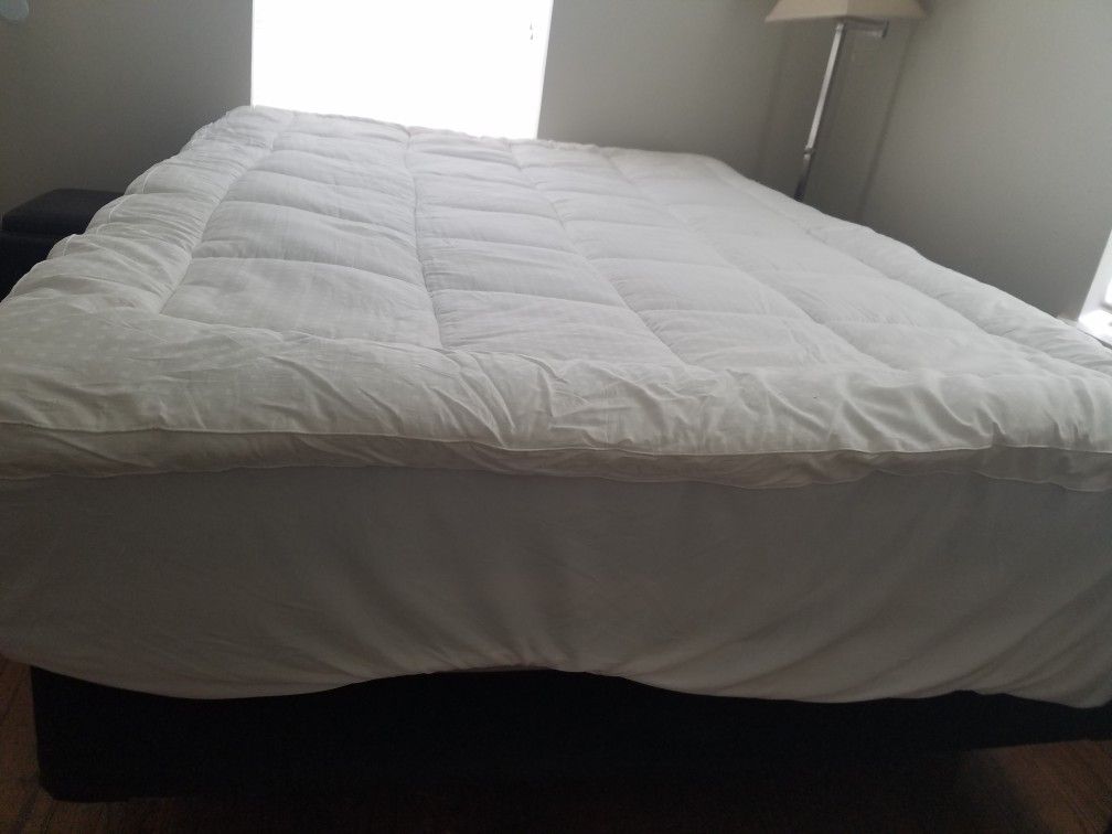 Queen Size Mattress Cover