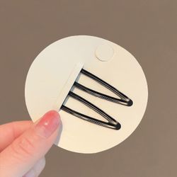 Korean version of exquisite and cute puppy blue blur dyed fine glitter hair clip bangs clip headdress