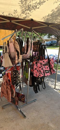 Garage sell