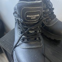 **** Skechers ****