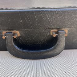 Very vintage briefcase