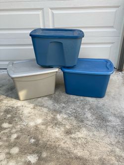 Plastic storage bins