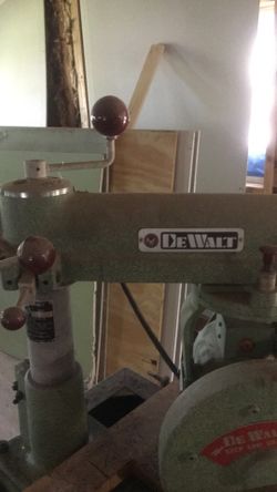 DeWalt saw