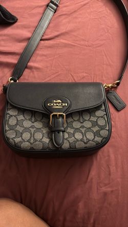 Coach Amelia saddle Bag in signature
