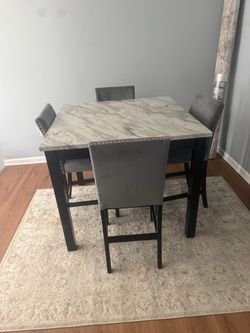 Dining room set