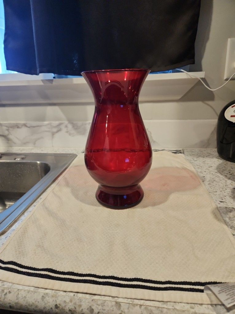 Red Flower Vase