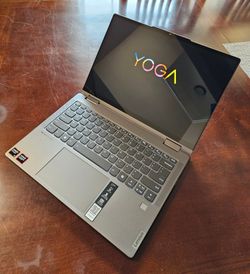 New Lenovo Yoga 7 2-in-1 Touchscreen Laptop