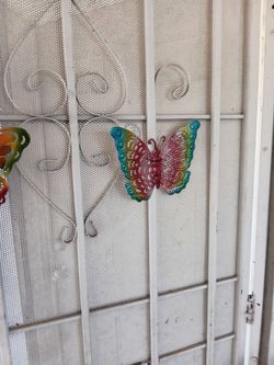 Metal butterflies stained glass wind chimes