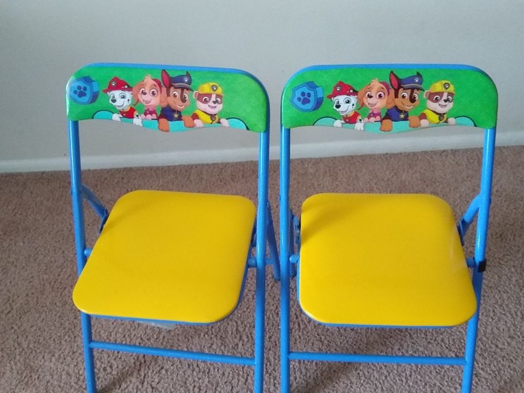 Paw Patrol Kids Table With 2 Chairs