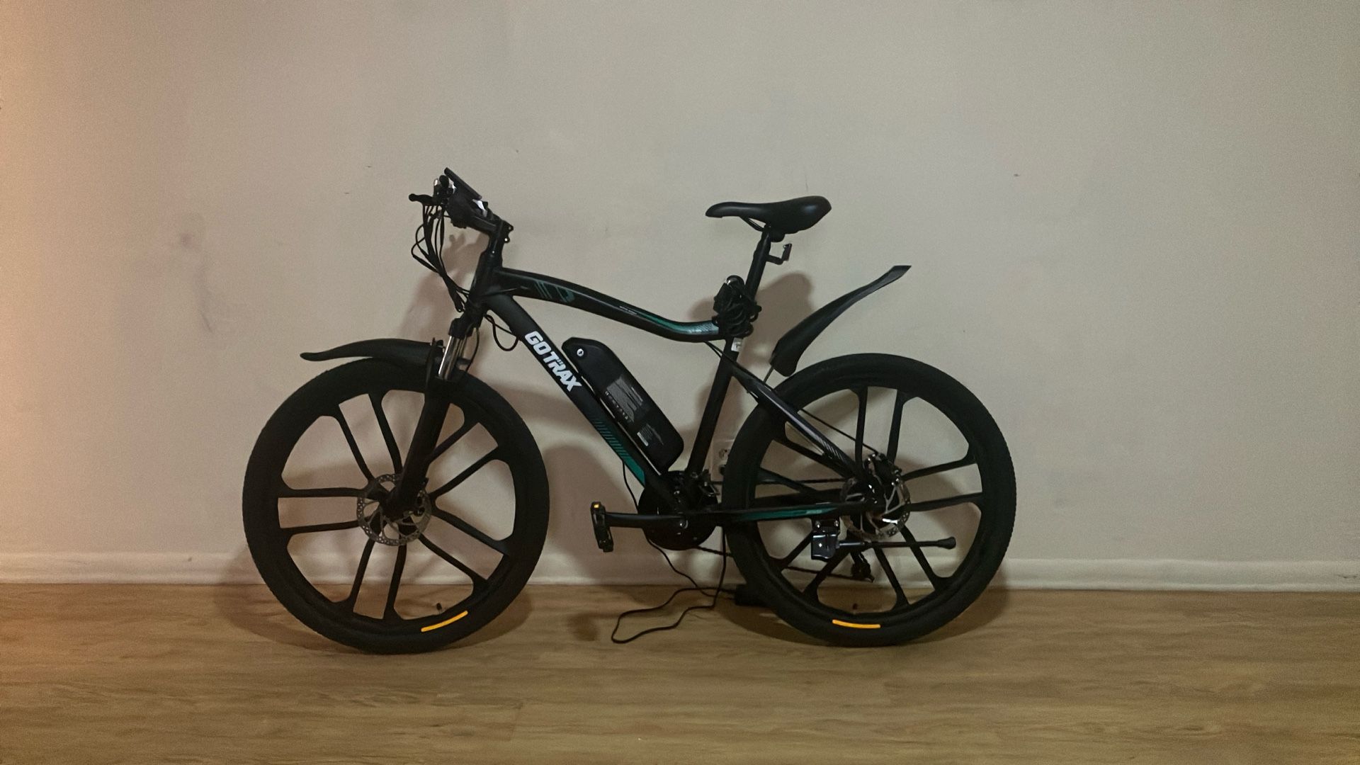 Go Trax E Bike Serious Inquiries Only !!!