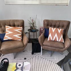 Accent Chairs