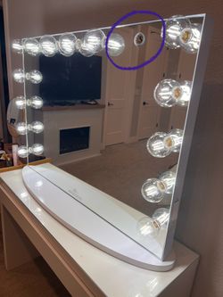 Impressions Mirror