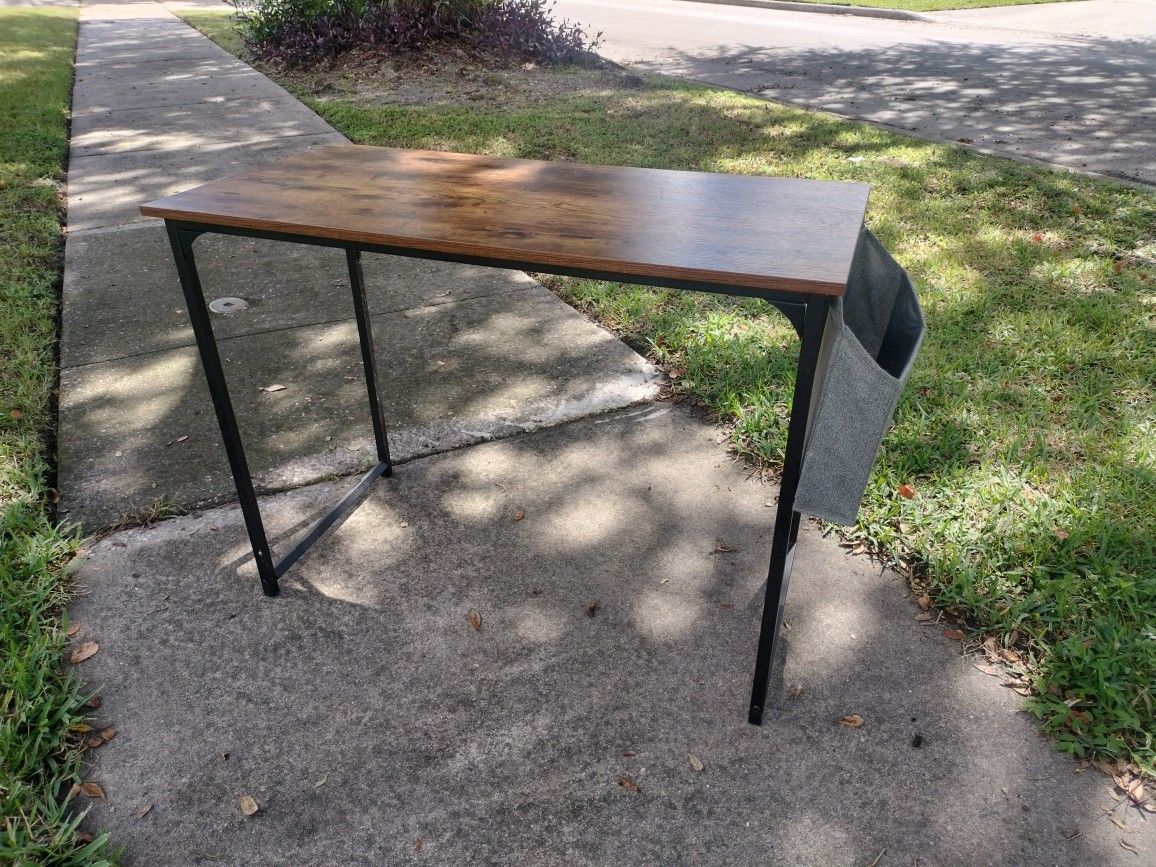 ✨Modern Oak Compact Desk✨