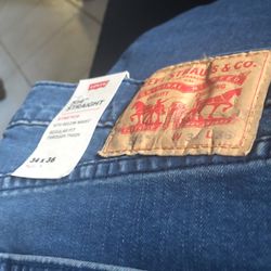 Levis