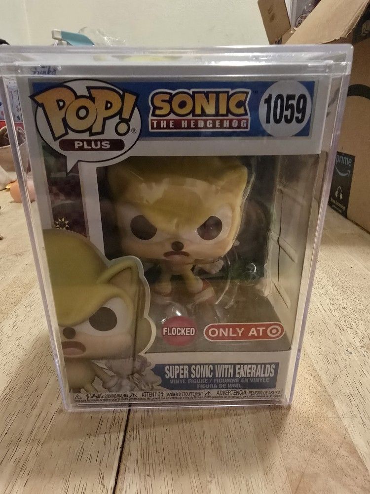 Funko Pop Sonic Flocked Super Sonic #1059