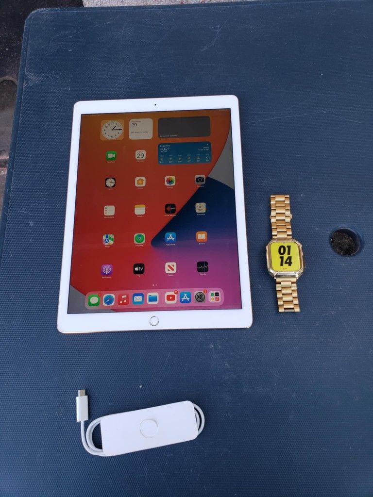 The Apple Watch Is Nike Edition Is Tmobile Unlocked. Series 7 45mm $300! The Ipad Pro 12.9 Big Big Ipad 128GB gold & White. $320 both $540!