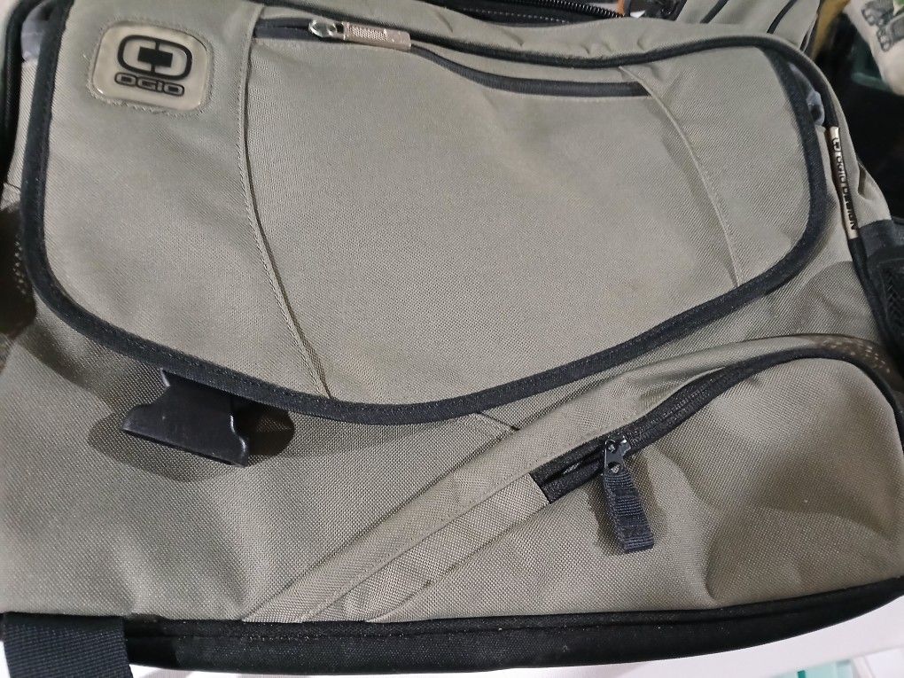 OGIO Messenger Bag