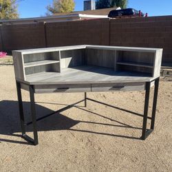 American Furniture Warehouse Desk