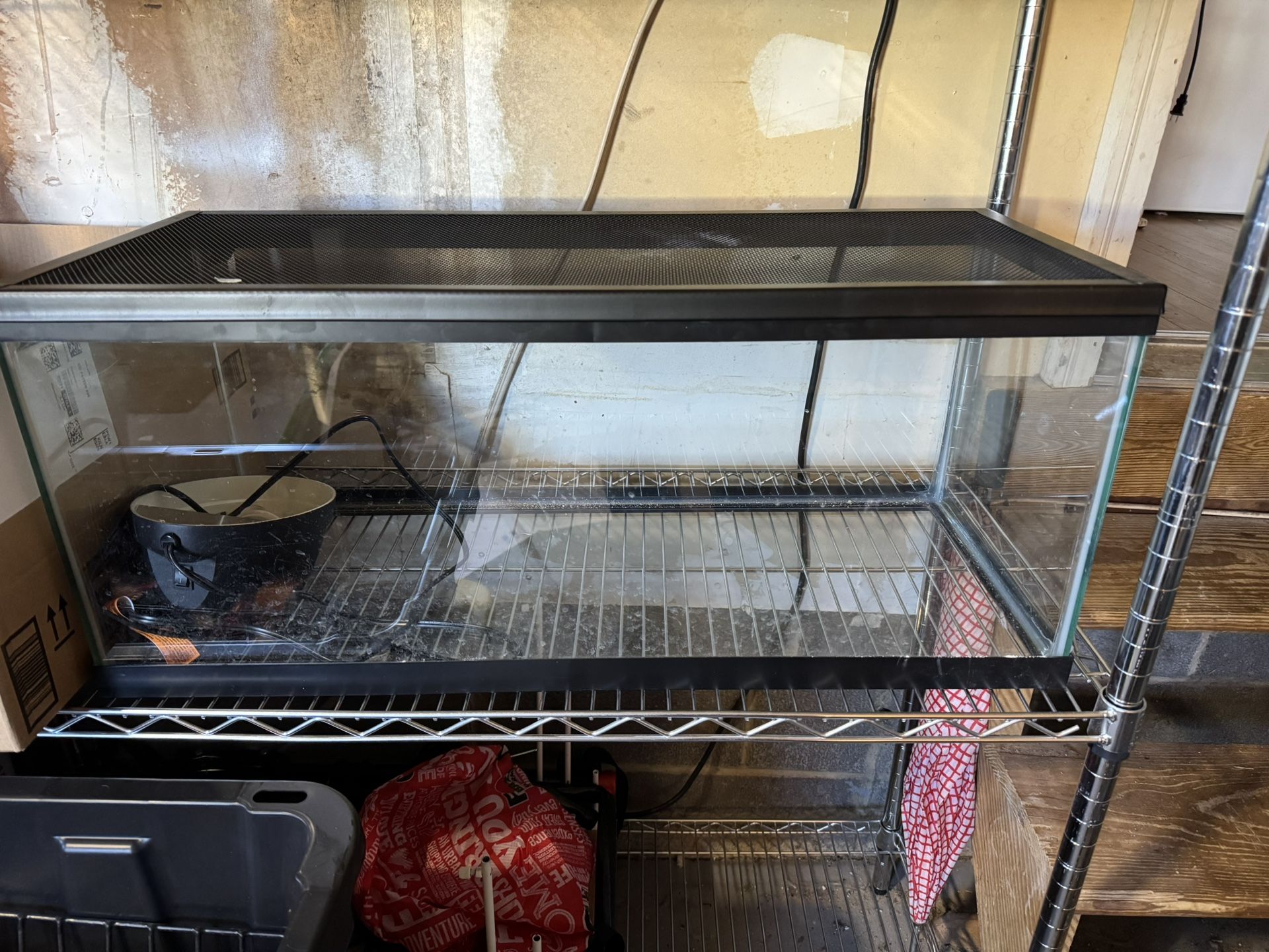 2x 29 Gallon Aquariums With Lids