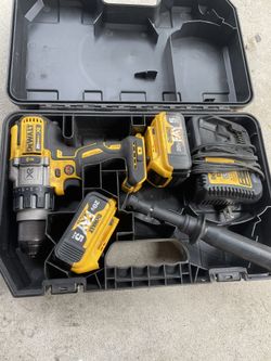 DCD 996 DEWALT Hammer Drill 20v