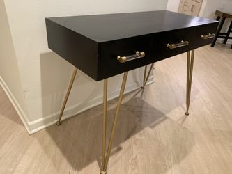 Elegant console cabinet