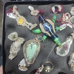 Custom Jewelry And Glass