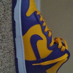 Laker Dunks