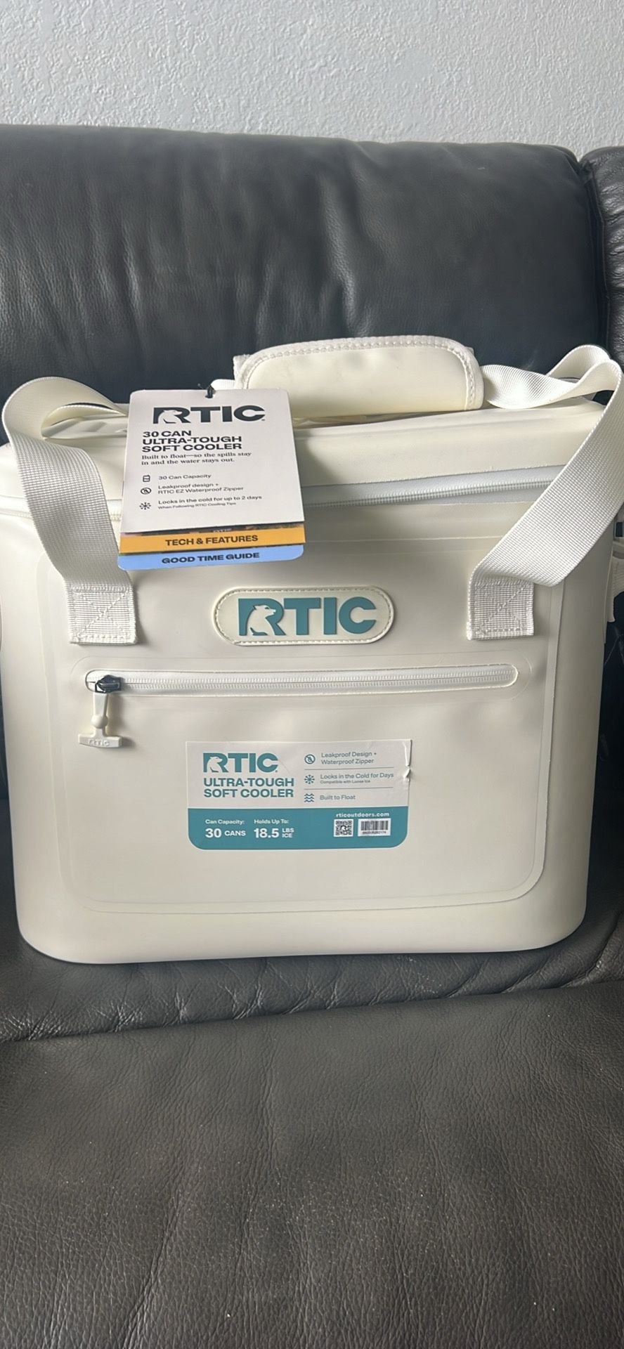 NEW Rtic Leakproof Cooler IVORY & SAGE GREEN